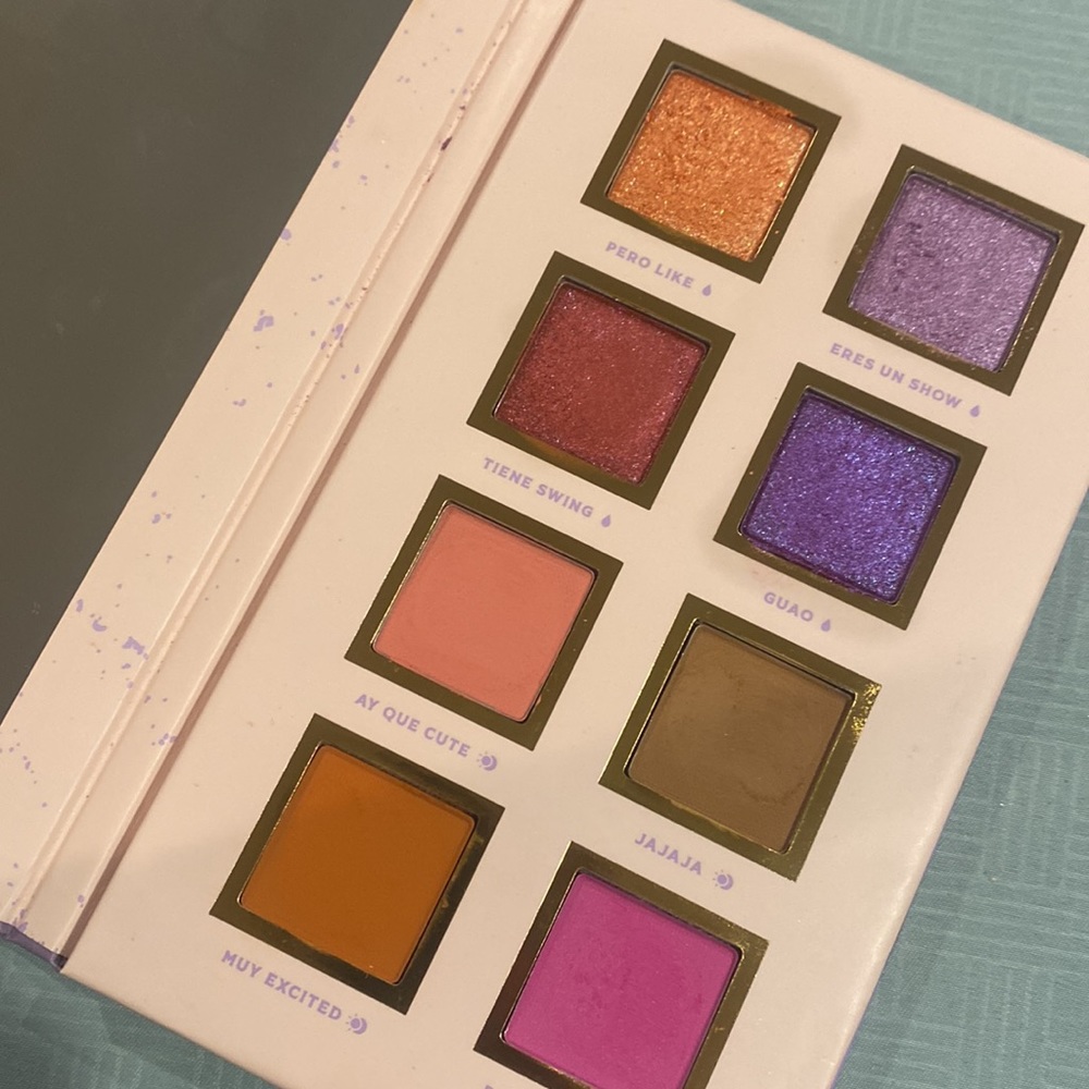 Alamar Cosmetics Spanglish Eyeshadow Palette